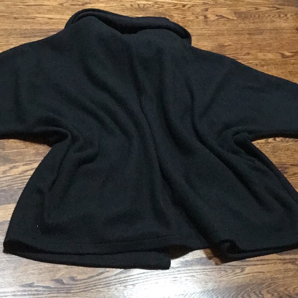 Black Fleece Oversized Jacket With Fringe scarf 🧣 attached! - Picture 5 of 5
